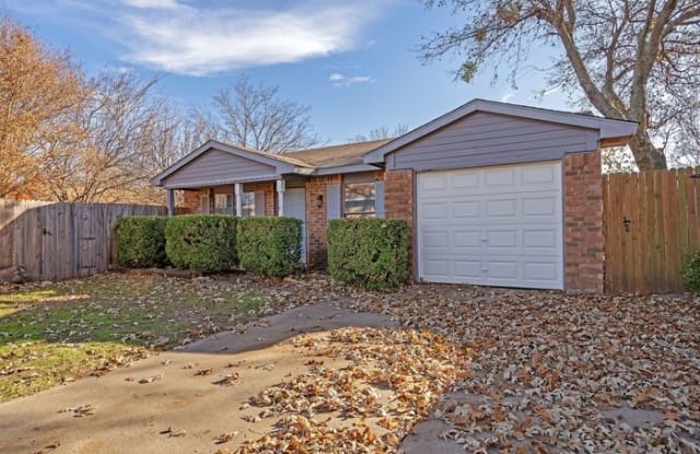 429 Vincent Street - 429 Vincent Street, Cedar Hill, TX 75104