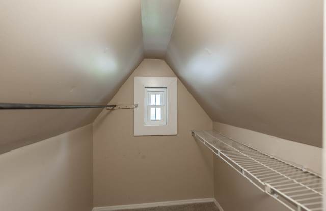 2942 Primrose Cir Gallery 2