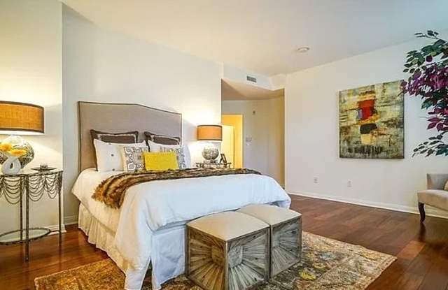 1100 S Clark Dr Gallery 2