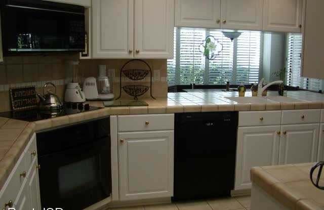 13120 Grape Arbor Way Gallery 2