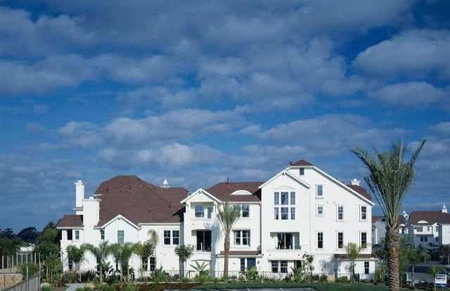 835 Harbor Cliff Way Gallery 2