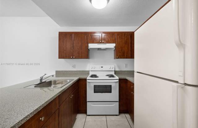 2477 W 78th St photos photos