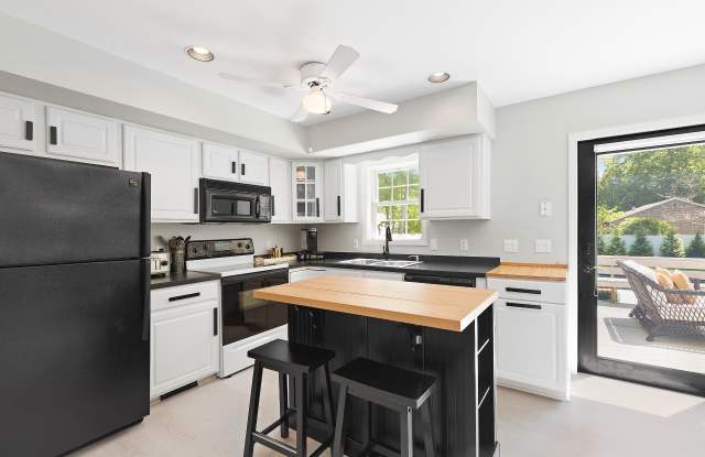 9 White Birch Drive Gallery 3