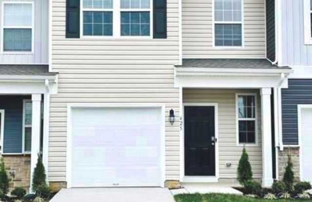 425 TEVIS STREET - 425 Tevis Street, Winchester, VA 22601