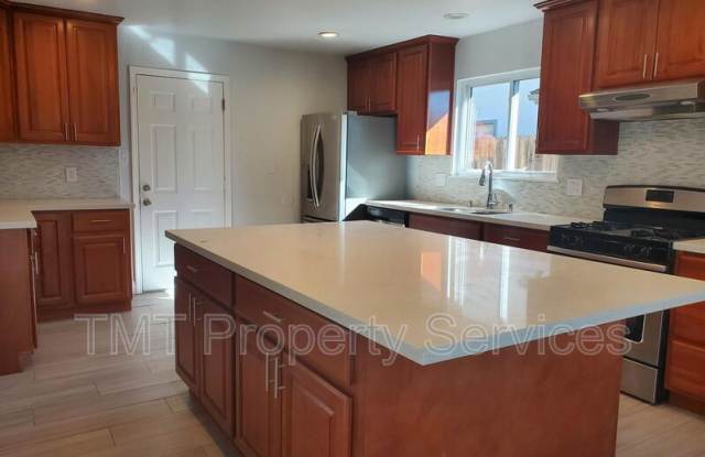 9002 Salmon Falls Dr Gallery 3