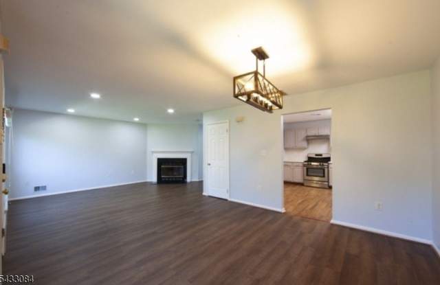 50 Pine St photos photos