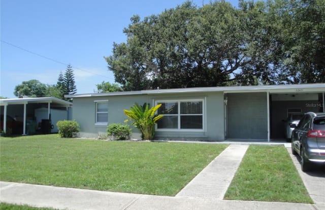 3249 CRESTWOOD DRIVE - 3249 Crestwood Drive, Port Charlotte, FL 33952