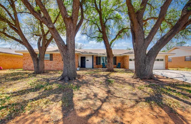 2817 Shandon Ave photos photos