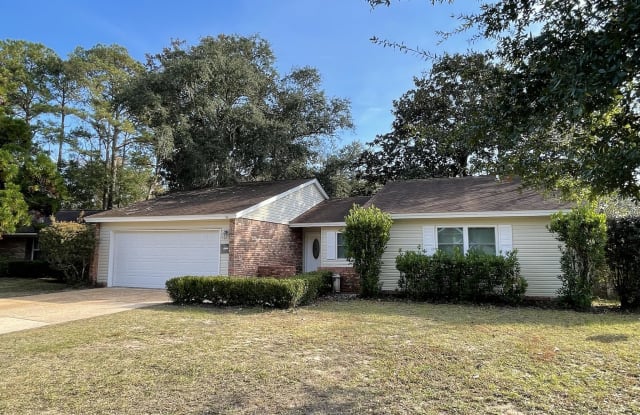 606 Bayou Lane - 606 Bayou Lane, Niceville, FL 32578