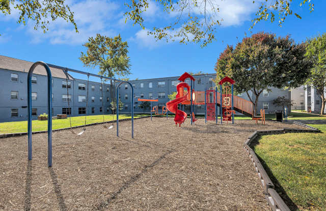 Brookland Manor - Affordable Housing Gallery 3