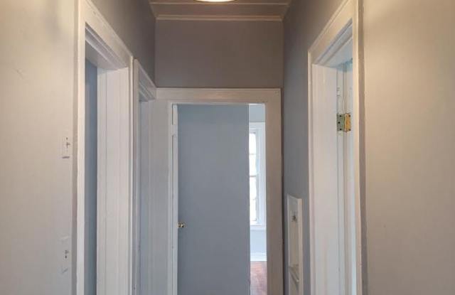 3640 W,. College  St. Gallery 3