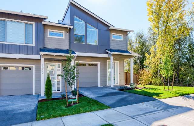 Pleasant Valley Villages 3 Bedroom Townhome with Community Center photos photos