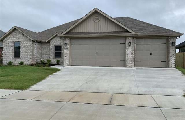 615  N Drewrys Bluff  DR photos photos