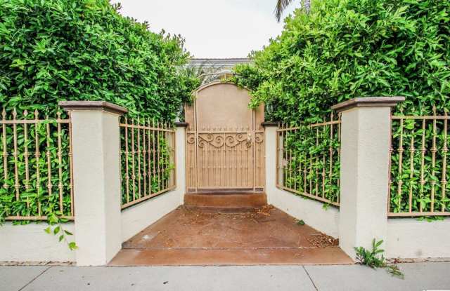 7735 Winnetka Avenue Gallery 2