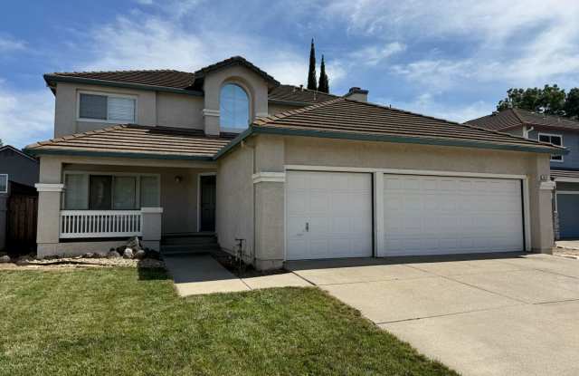 GREAT CENTRAL BRENTWOOD LOCATION! photos photos