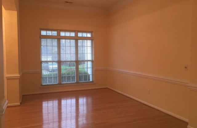 7754 Sedgebrook Drive East Gallery 4