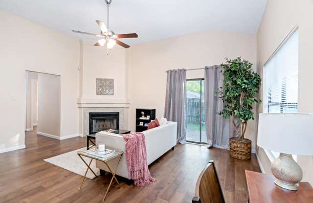 9839 Spring Harvest Gallery 4