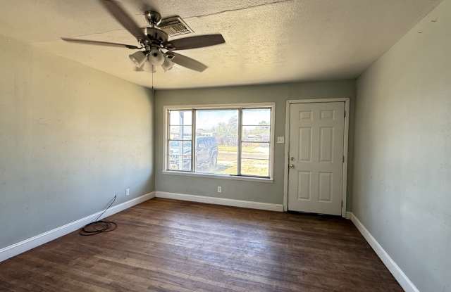 2619 Delano AvenueUnit A Gallery 2
