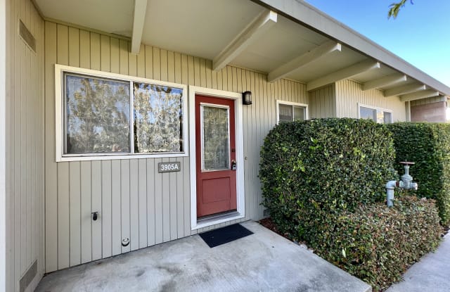 3905 Middlefield Rd Apt A - 3905 Middlefield Road, Palo Alto, CA 94303