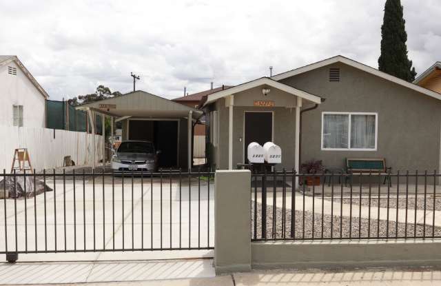 Single 2 bedrooms 2 baths house in San Diego CA. photos photos Single 2 bedrooms 2 baths house in San Diego CA. photos photos