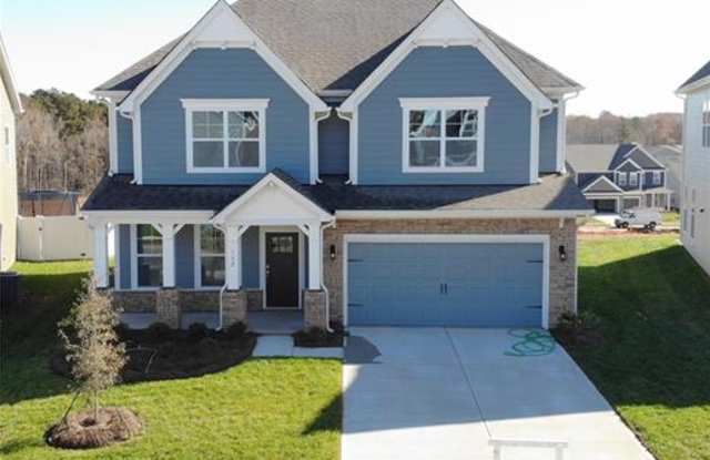 132 Longleaf Drive - 132 Longleaf Dr, Mooresville, NC 28117