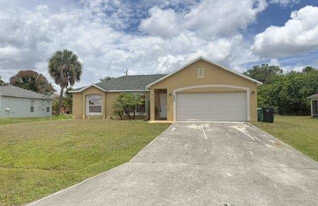 443 SW Sadwick Avenue photos photos