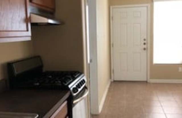 114 Trestle Tree - 2 Gallery 1