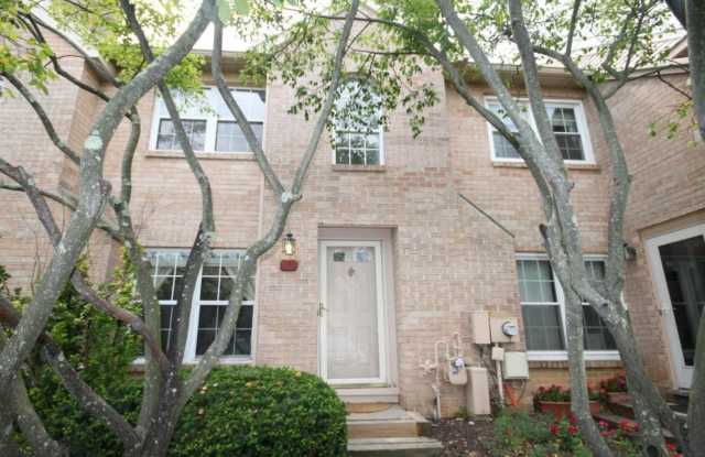 4 RAMPART DRIVE photos photos
