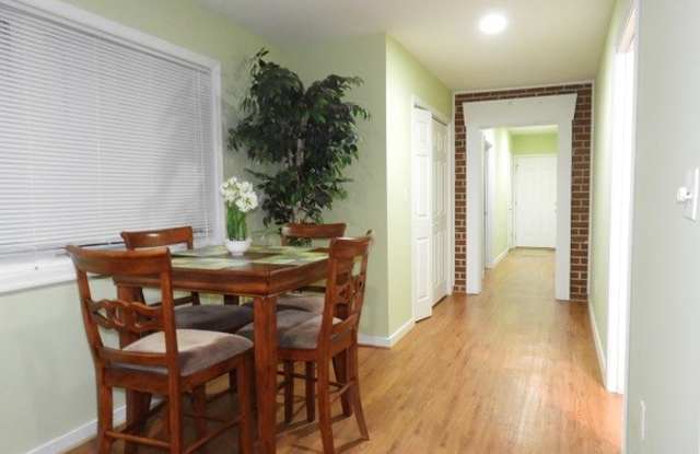 1987 Old Mansion Road Gallery 4