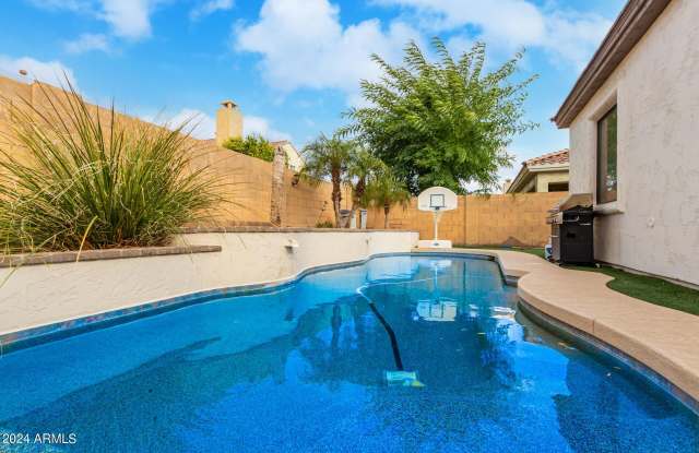 14344 W ALVARADO Drive Gallery 4