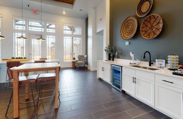 4000 Revere Blvd Unit C31 photos photos