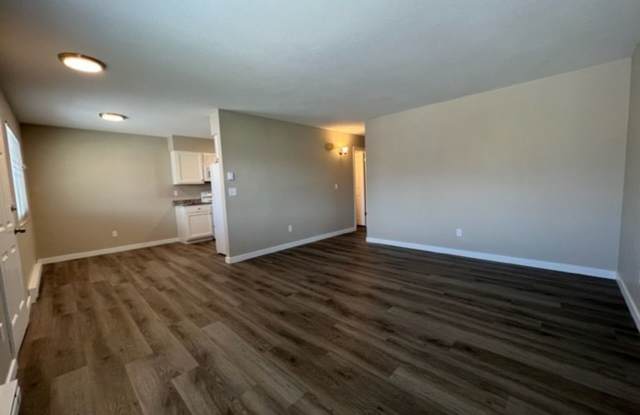 2330 Greeley Dr #A-D photos photos