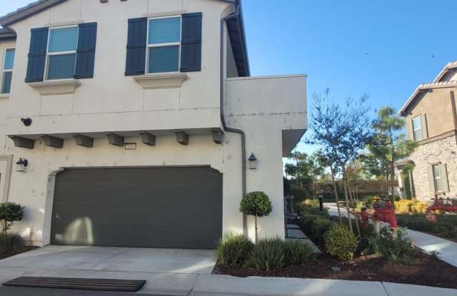 Beautiful condo in Eastvale photos photos
