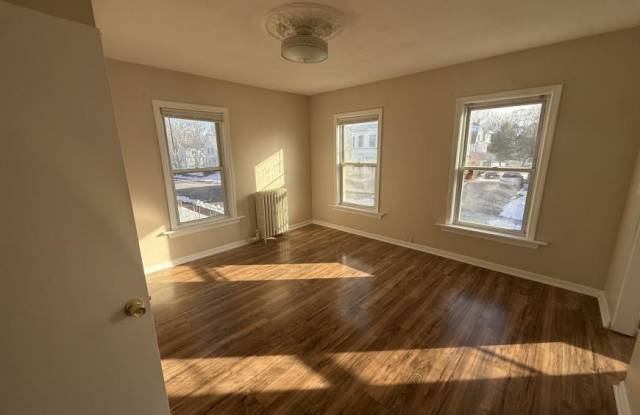 11 New Hampshire Ave. photos photos