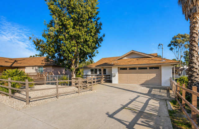 Large Two Story 8 Bed 4 Bath Home Near Campus!! photos photos