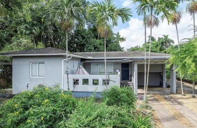 12660 GRIFFING Boulevard Gallery 2