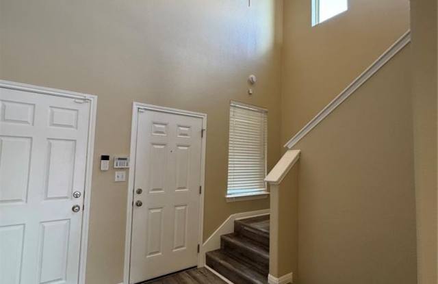 Welcome to this beautiful, spacious home in Austin’s Colony! Gallery 4