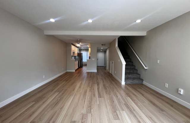 Novato Gem: Beautifully Updated 2-Bedroom Townhome - 4 Cielo Lane, Novato, CA 94949