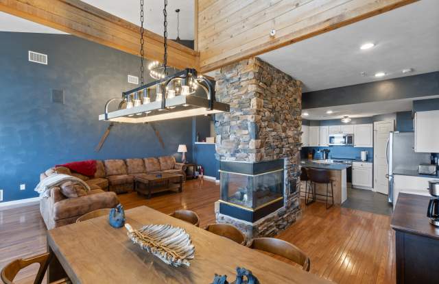 8120 Stonegate Dr photos photos