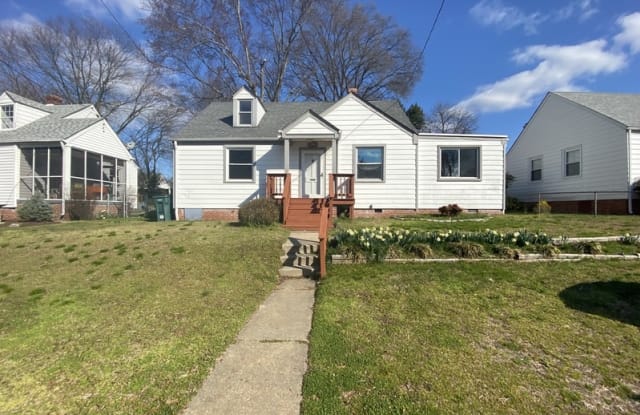 2612 Fernhill Ave - 2612 Fernhill Avenue, Lakeside, VA 23228