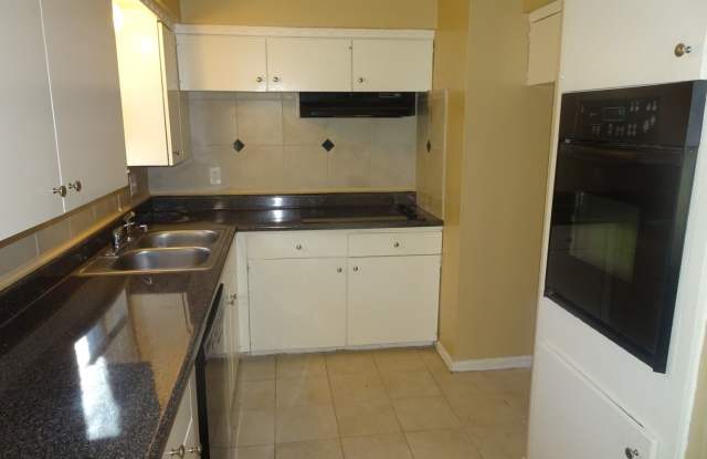 6023 Densmore Dr Gallery 4