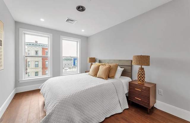 480 W Broadway Unit 7 photos photos