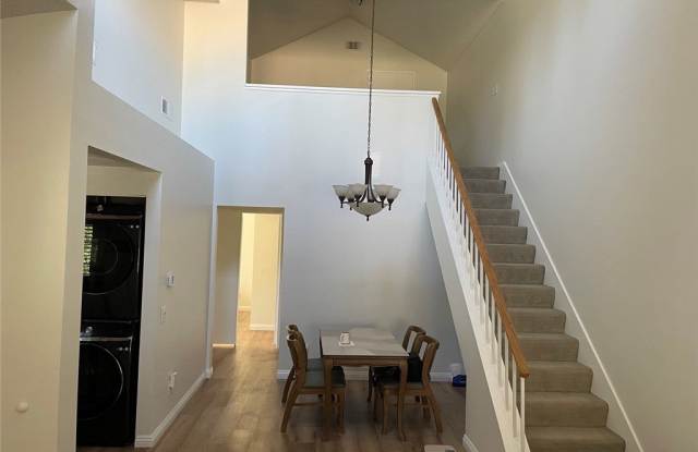 16511 Stonehaven Court Gallery 4