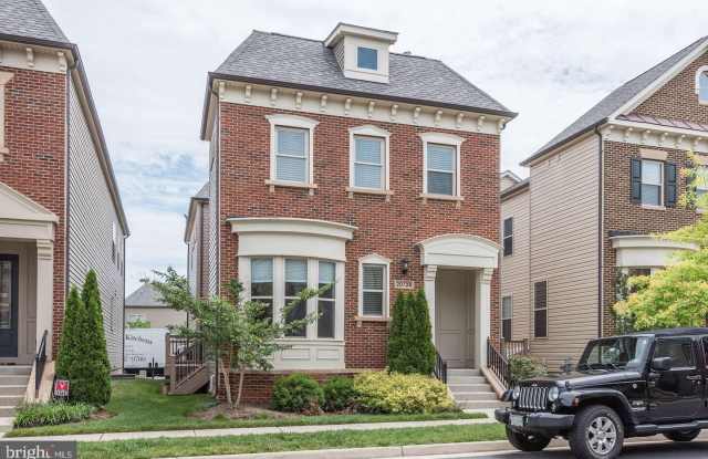 20728 JENNIFER ANN Drive Gallery 1