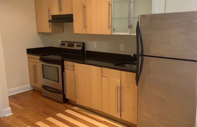 1299 E King st - 1299 East King Street, York, PA 17403