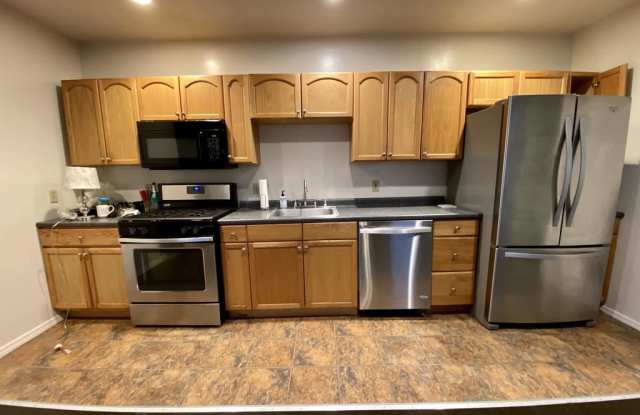 1710 Carey Way Unit 2 Gallery 2