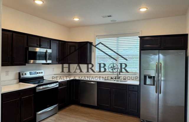 Welcome home to 1228 S Linn St photos photos