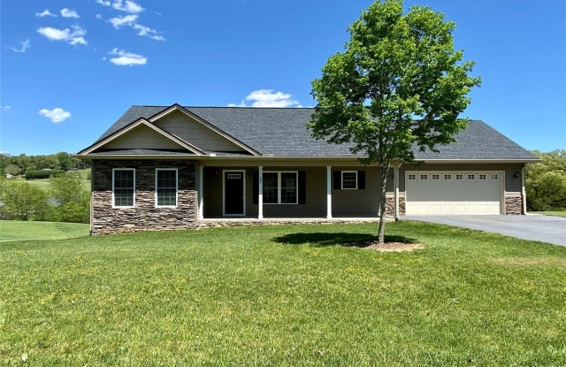 189 River Breeze Lane - 189 River Breeze Lane, Etowah, NC 28729