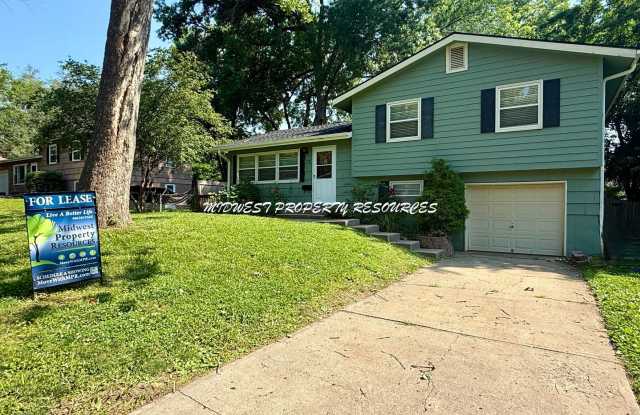 Adorable side by side split with brand new kitchen - 3 Beds/1.5 Baths photos photos