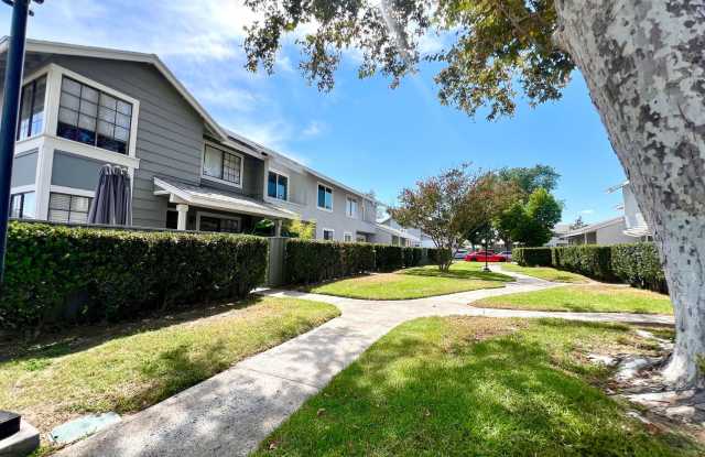 Spacious 2-Bedroom, 1.5-Bath Townhome photos photos Spacious 2-Bedroom, 1.5-Bath Townhome photos photos